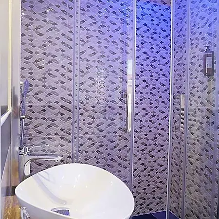 Terrazza Magenta Rom
